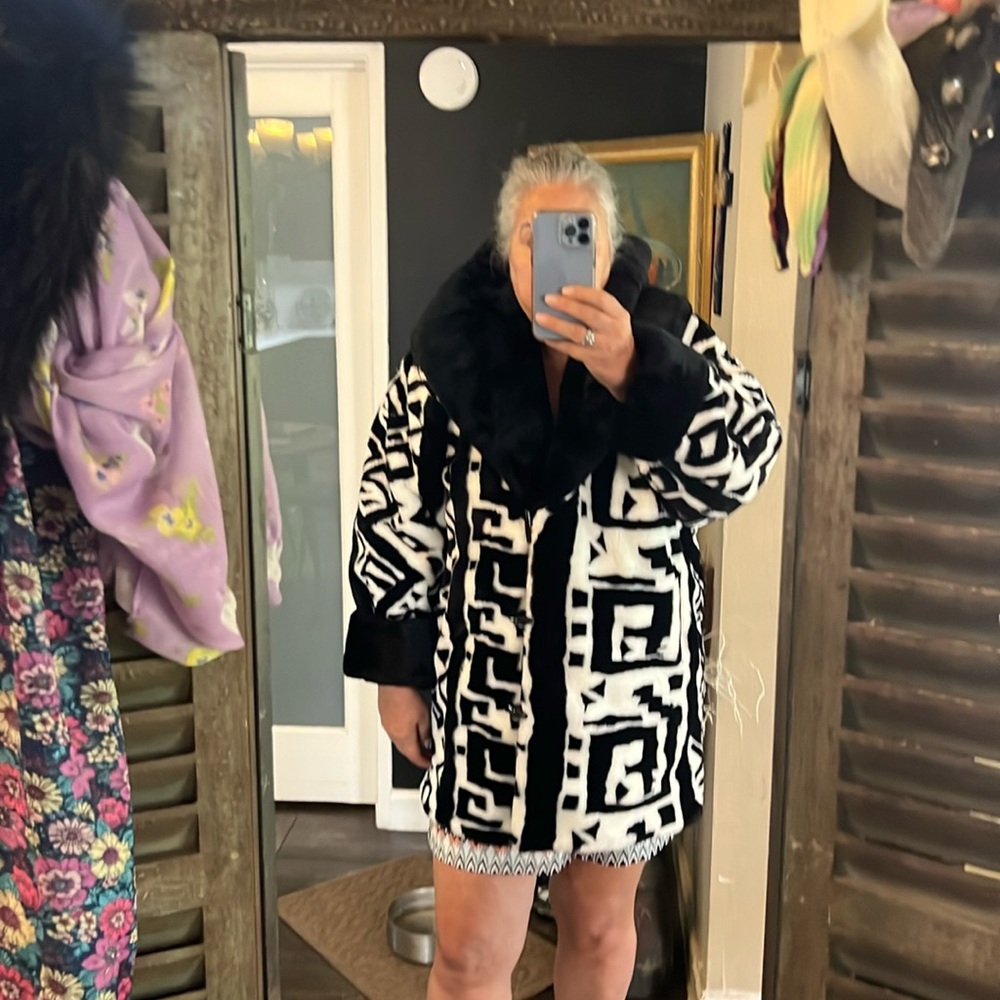 Heavy Faux Fur Coat XL